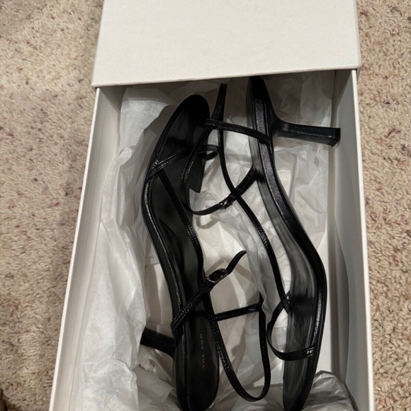 The Row Women's Black Bare Leather Sandals Size 37.5 - Picture 3 of 6